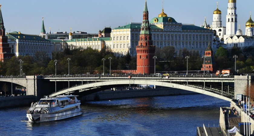 Песков отверг гонку вооружений после приказа Трампа о немедленных ядерных испытаниях