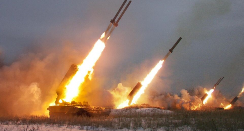 «Стратеги» с базы «Оленья» и рекордный рой дронов: Украина переживает одну из самых масштабных атак