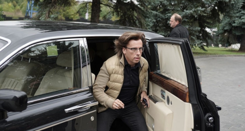 Галкин* весь в золоте спелся с Лободой на вечеринке в Дубае вдали от семьи