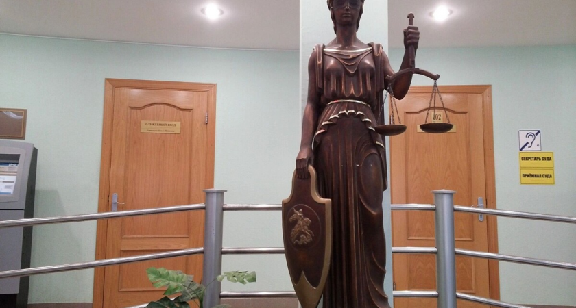 Более десятка исполнительных листов: суд арестовал счета и активы бизнес-империи Бикова и Боброва