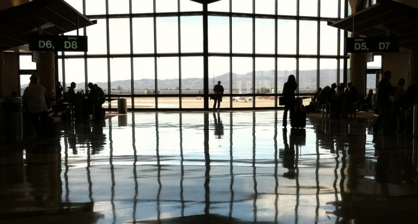 Три аэропорта России закрыли ночью: Краснодар работает лишь 10 часов в сутки