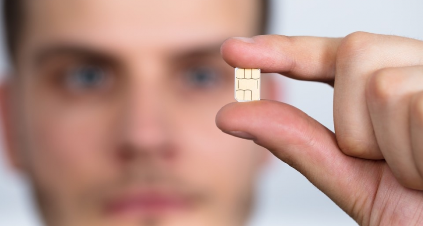 ФНС получила право списывать долги напрямую со счетов: что изменилось с 1 ноября