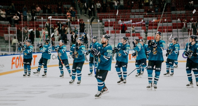 «Сочи» прервал 9-матчевую серию поражений: дебютанты из НХЛ Коновалов и Михайлов обыграли «Спартак» 5:2