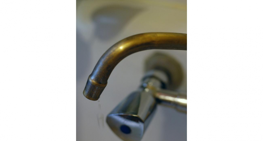 Счет на 11,5 миллионов за воду: россиянке начислили 100 миллионов литров в пустующей квартире