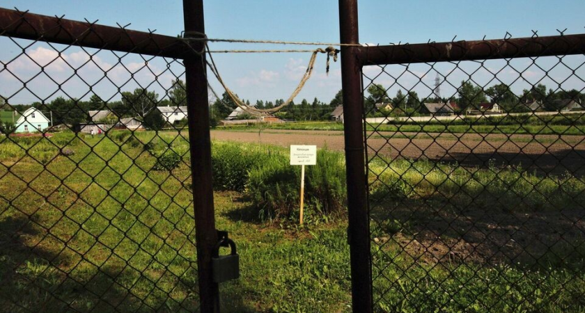 Забытая доверенность 2017 года: невестка продала московские участки пенсионера и купила три квартиры на себя