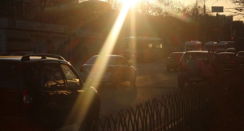 Двойной солнечный удар: магнитная буря G4 накроет Землю 7 ноября