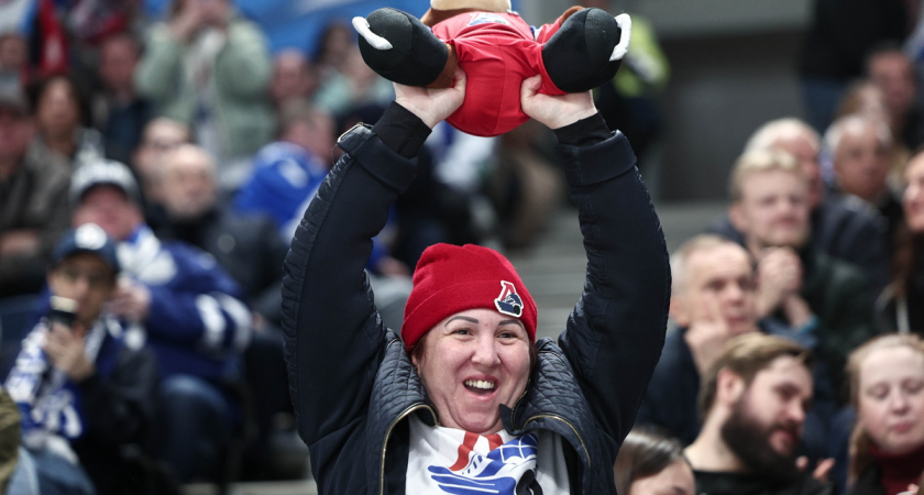 Локомотив разгромил Ак Барс 3:1 и возглавил Западную конференцию КХЛ с пятой победой кряду