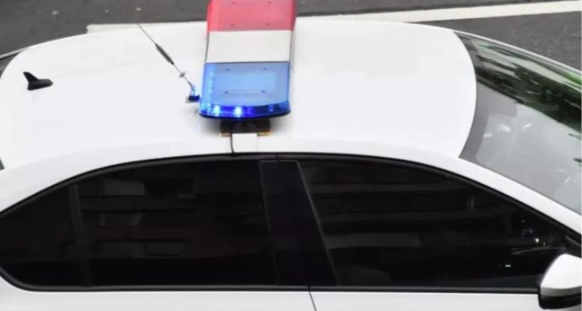 27-летний водитель вдыхал газ из шарика и протаранил машины на светофоре