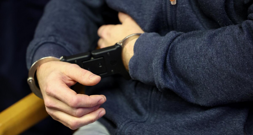 Мать и сожитель 9 месяцев истязали ребёнка: изнасилования, побои и угрозы убийством