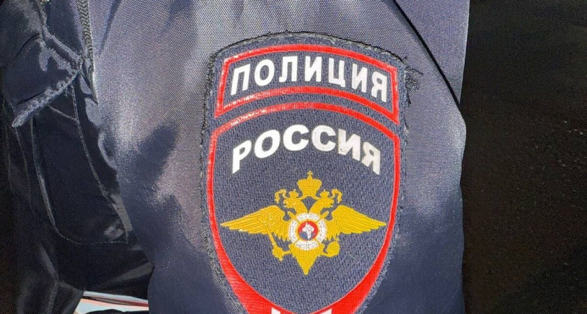 39-летняя администраторша вела журнал клиентов: притон в подвале ТЦ на Барклая работал как бизнес