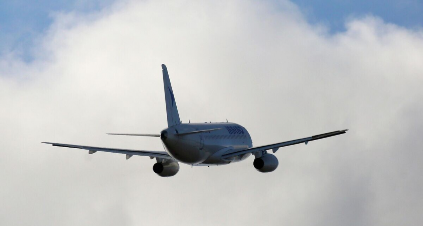 Аэропорт Оренбурга закрыл небо: Росавиация остановила прием и выпуск всех бортов