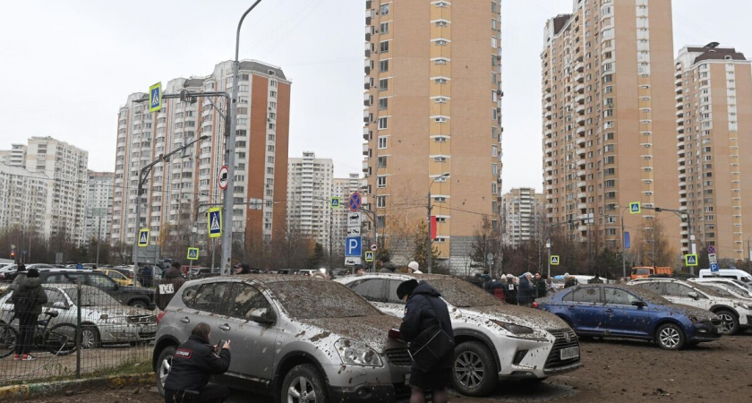 145 машин раздавлены обломками: опора горнолыжного комплекса «Снежком» рухнула на трассу в Красногорске