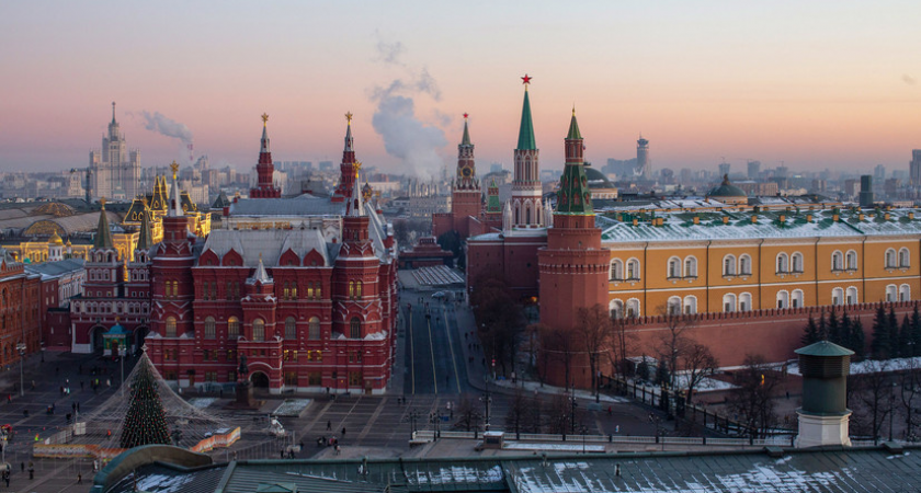 Ночные морозы и ветер до 14 м/с: синоптик предупредил москвичей о резком похолодании в выходные