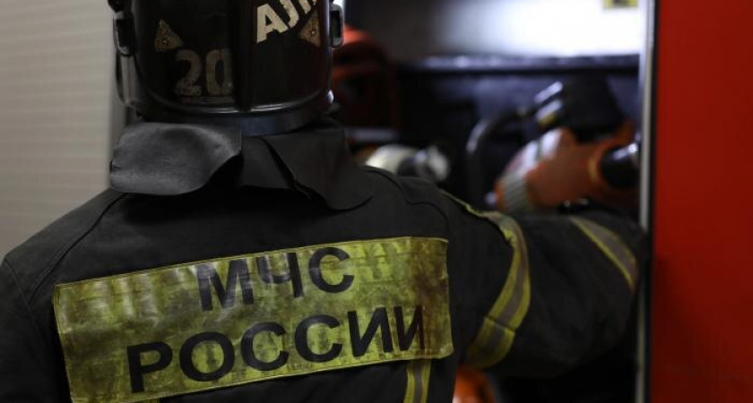 Ночной пожар в инфекционной больнице Саратова: эвакуировали сотню пациентов, семеро отравились дымом