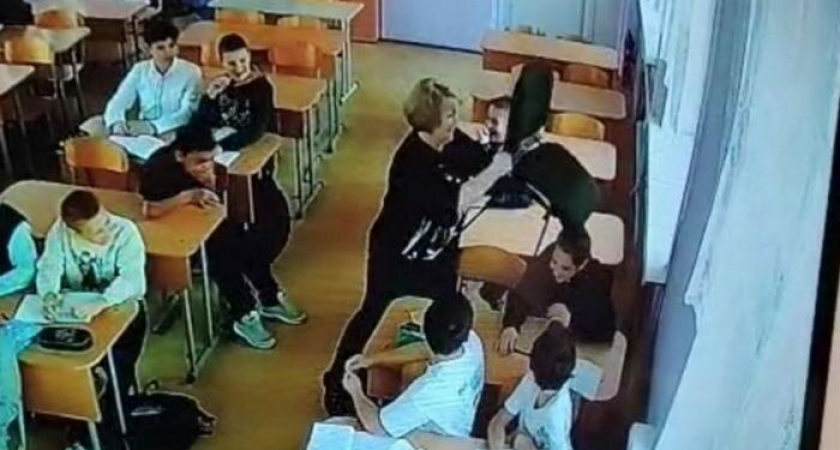 Замахнулась стулом и заклеивала рот скотчем: прокуратура проверяет учительницу школы в Артёме