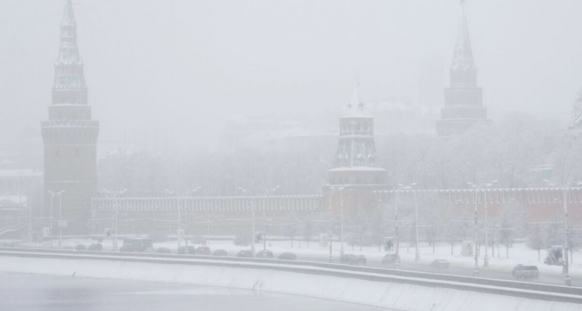 Сугробов не будет: синоптик Фобоса назвал точную дату прихода настоящей зимы в Москву