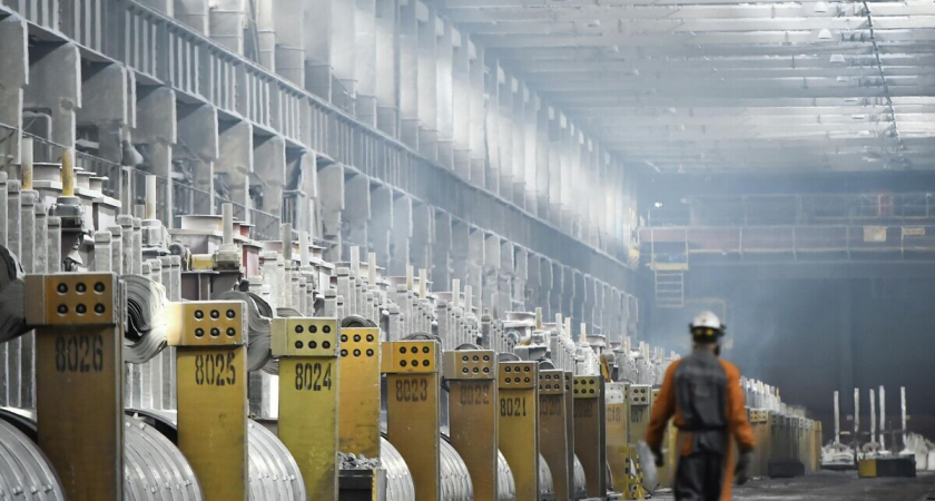 Русал закрывает крупнейший кремниевый завод: Китай обвалил цены на 35%