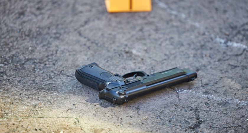 Затолкали в багажник и расстреляли из пневматики: банда вымогала 160 тысяч с 16-летнего челябинца