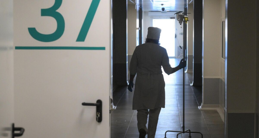 15-летняя проглотила иглу из любопытства: врачи Рошаля спасли подростка от смертельной опасности