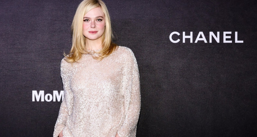 «Не смотрите его!»: Эль Фаннинг открестилась от фильма Кончаловского с 0% на Rotten Tomatoes