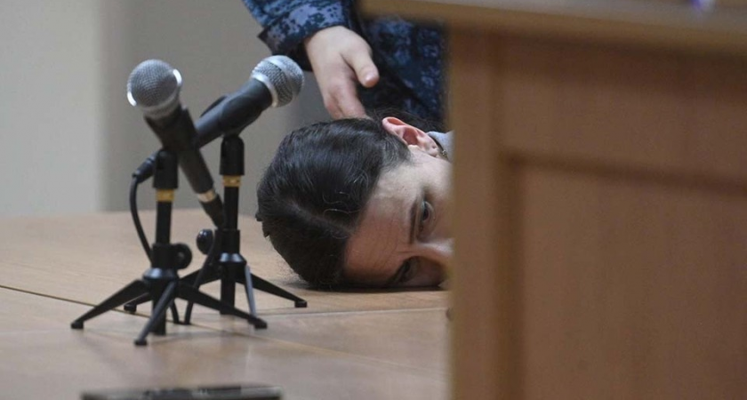 Вдова рэпера Картрайта потеряла сознание в суде после приговора: 12,5 лет за расчленение мужа