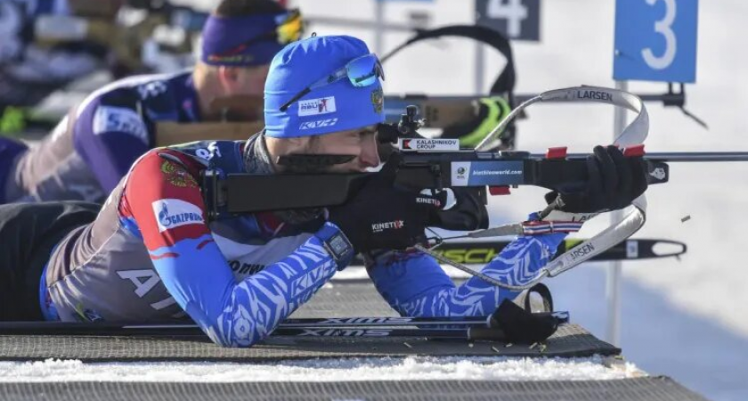 Биатлонист Цветков отдал бронзу дисквалифицированному Сучилову: соперник не сдержал слёз