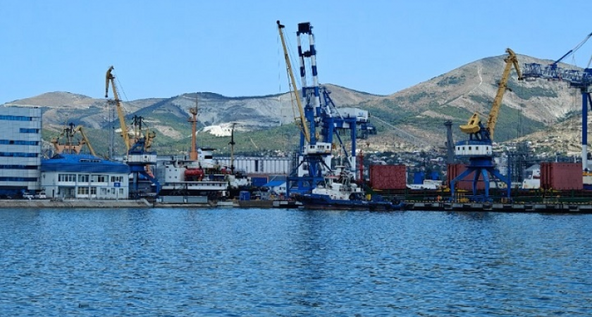 БПЛА пробил корпус терминала КТК под Новороссийском: грузовые операции остановлены