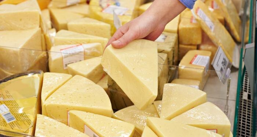 73,5 кг за год: В Петербурге и Ленобласти массово уничтожали европейские сыры и икру