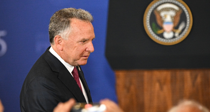 Трамп отправляет Уиткоффа в Москву к Путину, а Дрисколла — в Киев