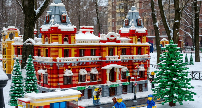 От Центральной площади до Георгиевского собора: Одинцово из Лего стало вирусным хитом