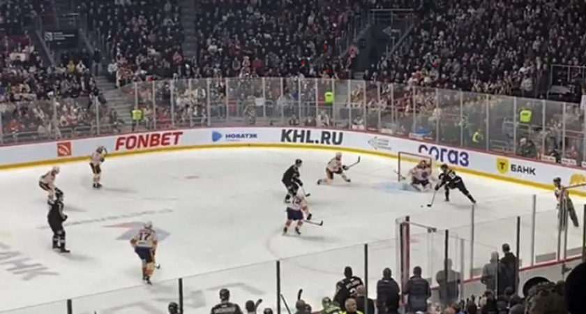 «Трактор» устроил разгром «Шанхай Дрэгонс» 9:0, прервав серию из четырех поражений