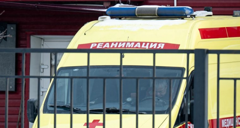 21-летнюю Кристину выбросили с 5 этажа в Челябинске: сломан позвоночник, ребро пробило легкое