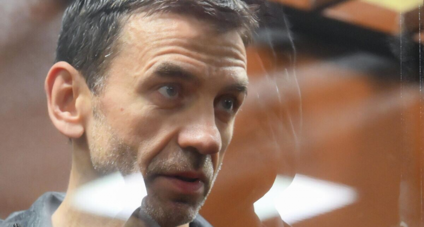 Абызову отменили запрет на госслужбу после колонии, но 12 лет срока остались