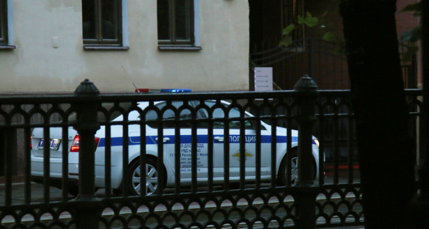 «Гамлет» угрожал изнасилованием студенткам МГИМО, а ресторан встал на его сторону