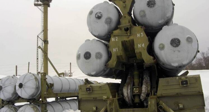 ПВО отразила ночную атаку БПЛА над Киришским районом: губернатор предупредил о продолжении угрозы