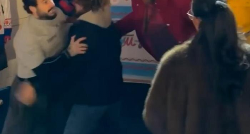 «Говорить «сладкий пупсик» — перебор»: директор Киркорова подрался с блогером на льду ГУМ-катка