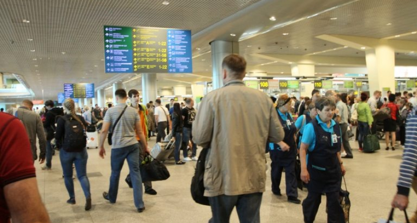 VietJet: 27 часов без воды и ответов закончились кулаками в лицо пассажирам