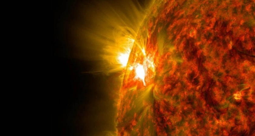 Солнце накопило рекордные 1600 единиц пятен: ученые ждут супервзрыва