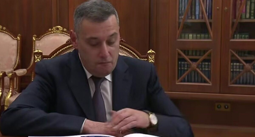 Путин встретился с губернатором Курской области в Кремле