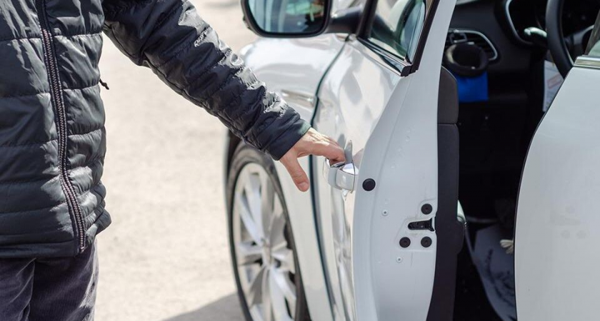 30 минут на каждый электромобиль: новые правила въезда в Крым ужесточены