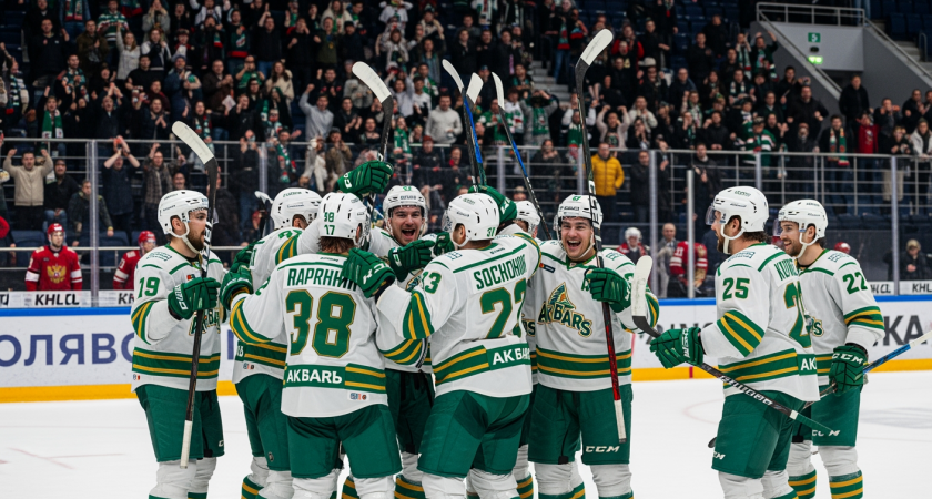 «Ак Барс» разгромил «Трактор» 5:3: бывший игрок Коршков забил в ворота Казани