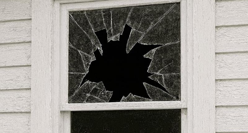 27 БПЛА сбито: ночная атака на Воронежскую область оставила разрушения