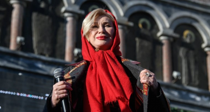 Цыганова обвинила Первый канал в «отмывании» Долиной через ТВ