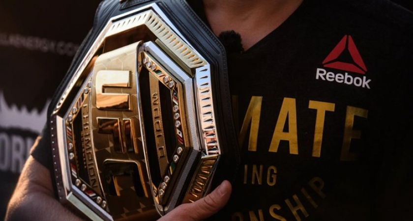 Петр Ян вернул пояс чемпиона UFC, мэр Екатеринбурга поздравил боца