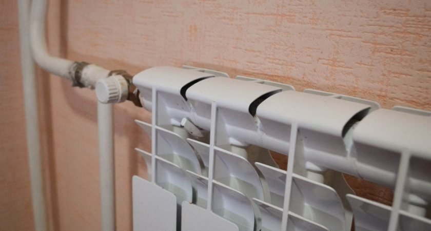 250 специалистов круглосуточно спасают 1546 домов в Ангарске после аварии на ТЭЦ-9