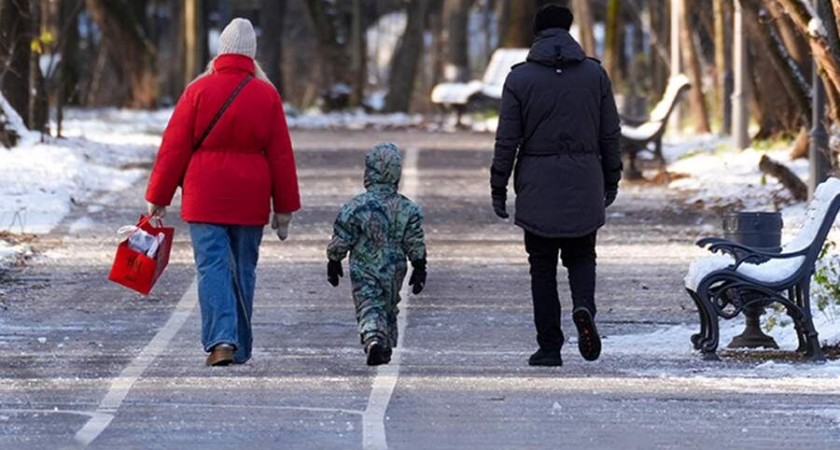 С 2026 года работающие родители смогут вернуть часть налогов через семейную выплату