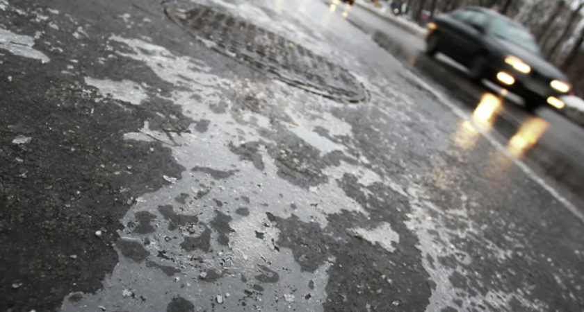 Гололёд убирает управляемость: почему тормоз враг водителя