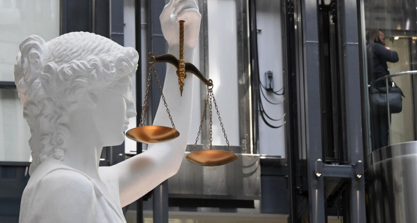 Медсестра получила 4 года за заражение 71 человека ВИЧ и гепатитом С