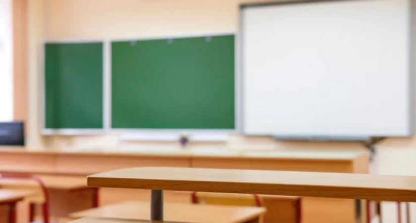 Учительница вывела детей через окно при нападении ученика с ножом