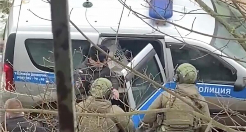 Школьник с ножом и газом напал на учеников в Одинцово: погиб 10-летний мальчик